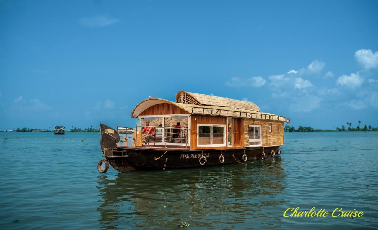 Charlotte Cruise House Boat Hotel Alappuzha Eksteriør billede